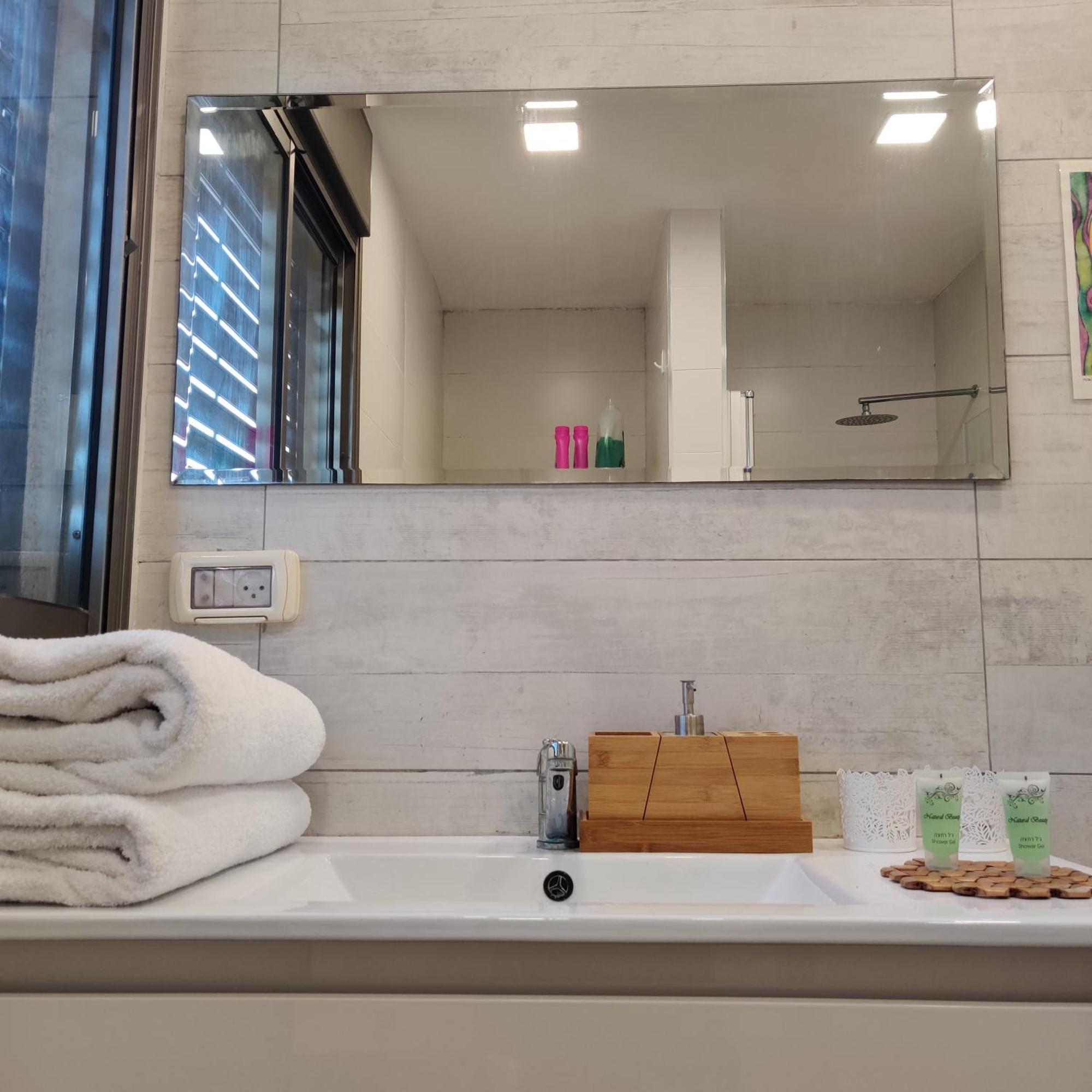 Urbanica Carmel- Apartments 海法 客房 照片